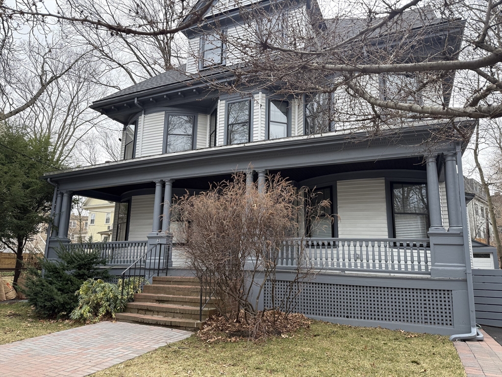 12 Manchester Road, Unit 3 Brookline, MA 02446 - Photo 1 of 1