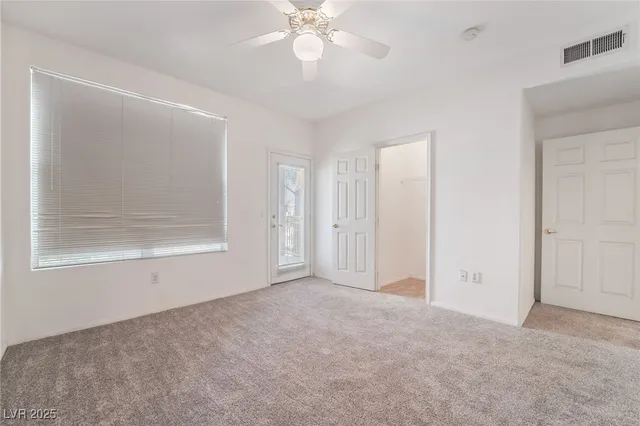 $1,700 | 8555 West Russell Road, Unit 2011, Las Vegas, NV 89113