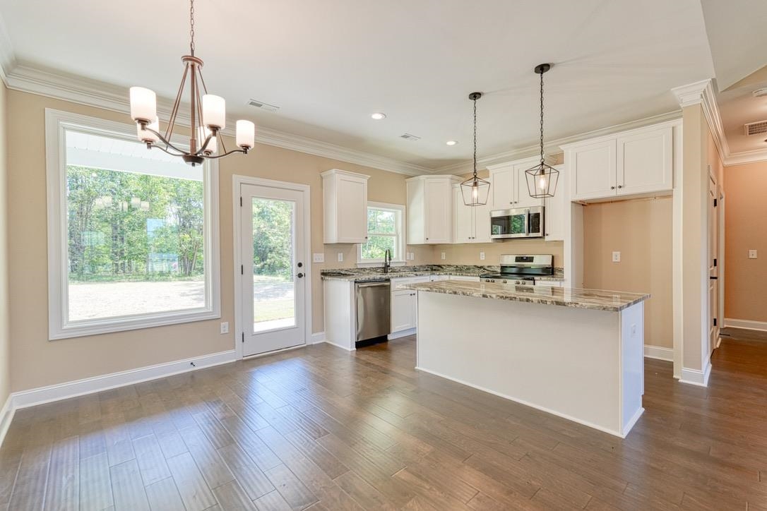1254 West Rutledge Avenue Gaffney, SC 29341 - Photo 7 of 36 Gallery Image 7