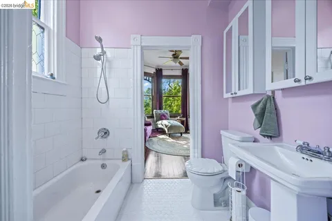 $1,295,000 | 1712 Paru Street, Alameda, CA 94501