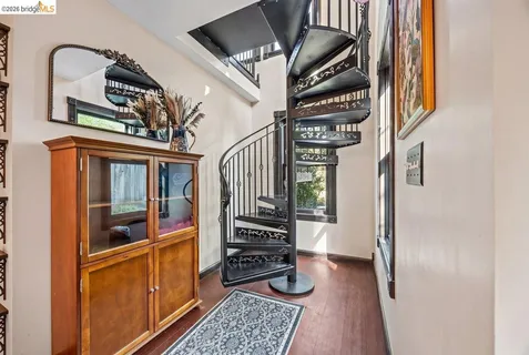 $1,295,000 | 1712 Paru Street, Alameda, CA 94501