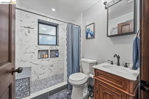 $1,295,000 | 1712 Paru Street, Alameda, CA 94501