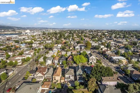 $1,295,000 | 1712 Paru Street, Alameda, CA 94501