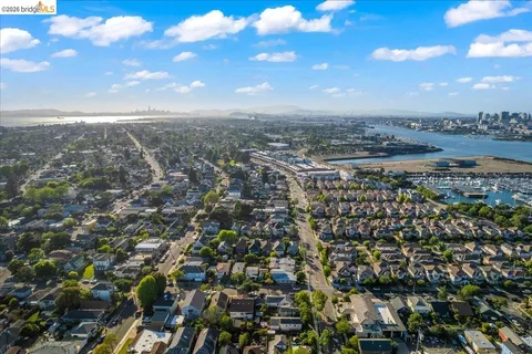 $1,295,000 | 1712 Paru Street, Alameda, CA 94501