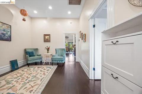 $1,295,000 | 1712 Paru Street, Alameda, CA 94501