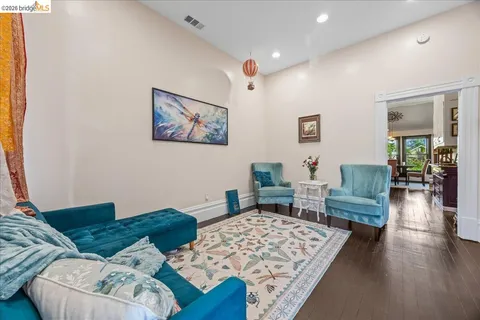 $1,295,000 | 1712 Paru Street, Alameda, CA 94501