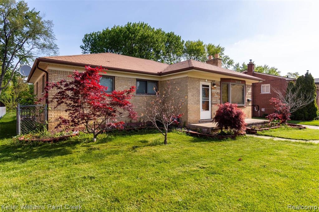 11031 Twelve Mile Road Warren, MI 48093 - Photo 2 of 41