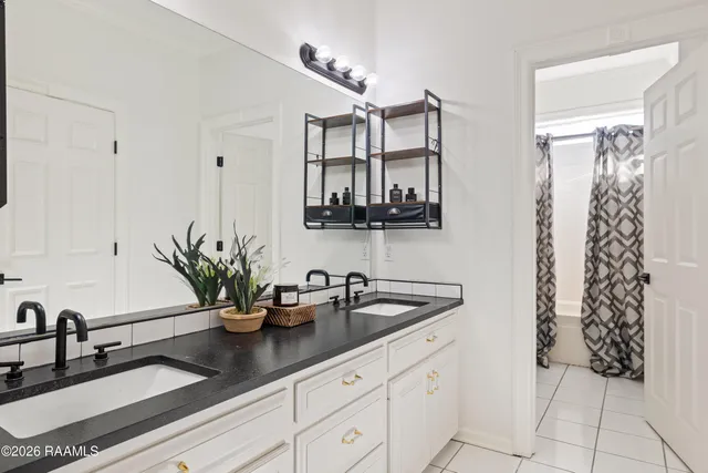 $1,399,000 | 504 West Bayou Parkway, Lafayette, LA 70503