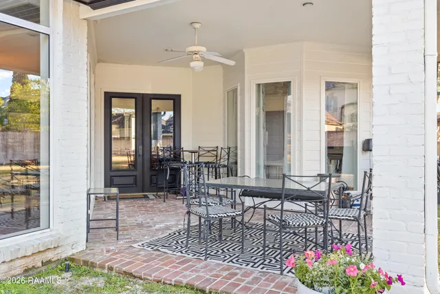 $1,399,000 | 504 West Bayou Parkway, Lafayette, LA 70503