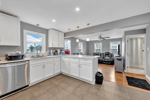 $899,900 | 24 West Water Street, Wakefield, MA 01880