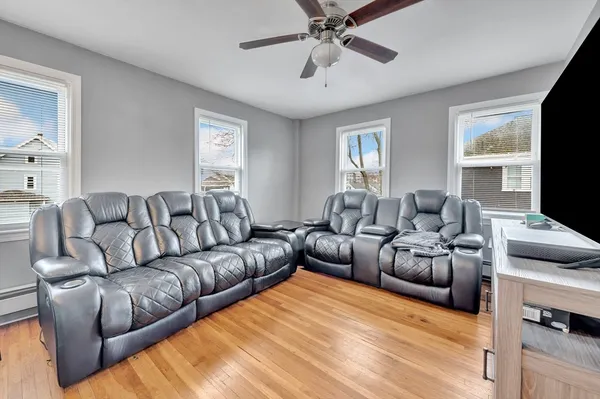 $899,900 | 24 West Water Street, Wakefield, MA 01880
