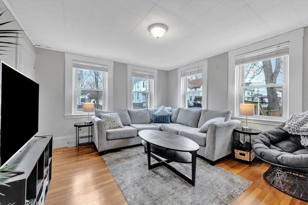 $899,900 | 24 West Water Street, Wakefield, MA 01880