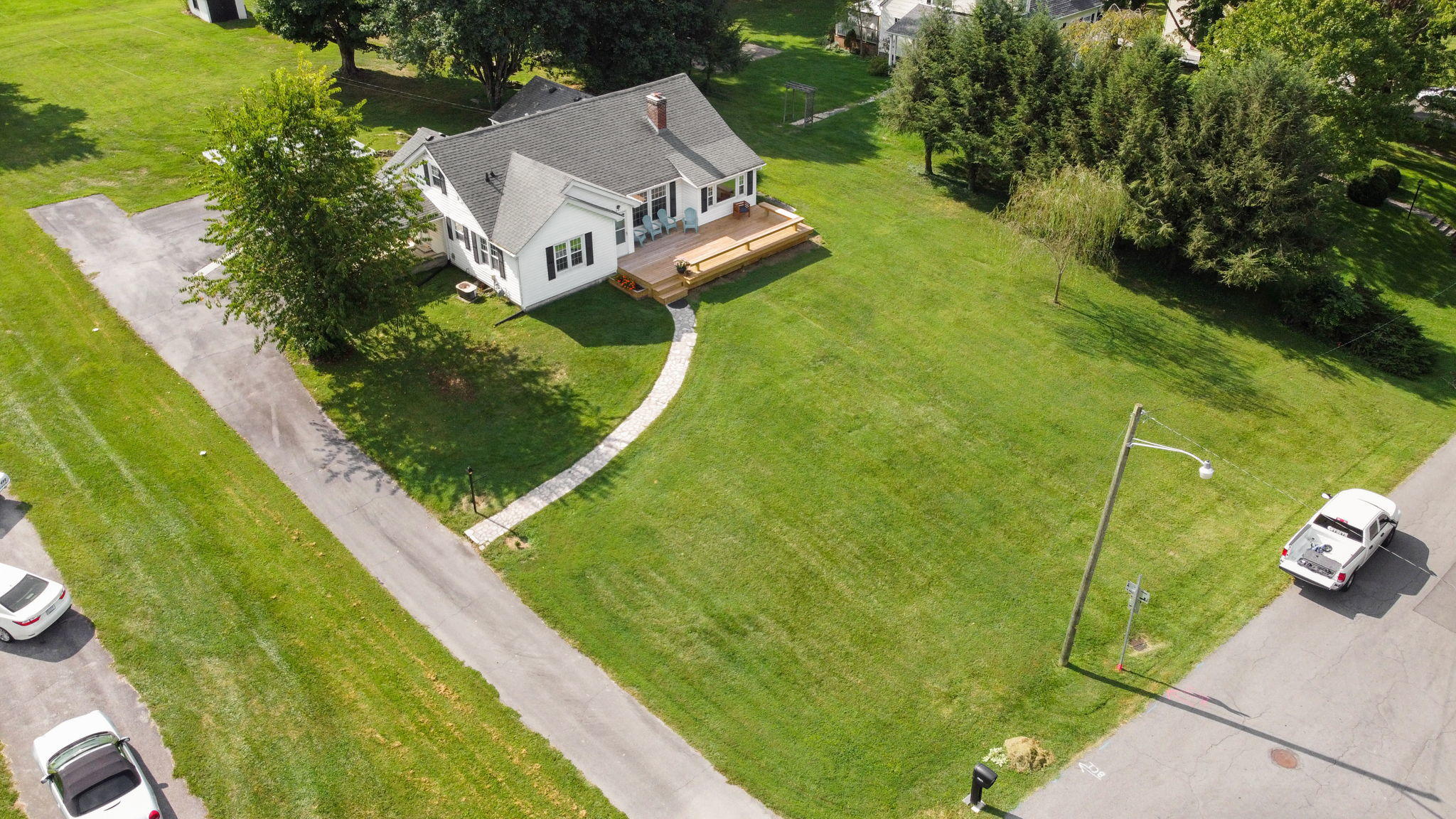 1641 Overhill Road Bristol, VA 24201 - Photo 5 of 28 1-web-or-mls-DJI_0198