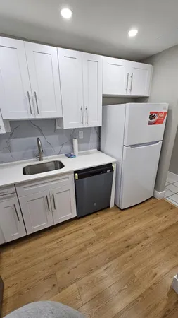 $2,250 | 5881 Northwest 16th Place, Unit 320, Sunrise, FL 33313