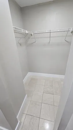 $2,250 | 5881 Northwest 16th Place, Unit 320, Sunrise, FL 33313