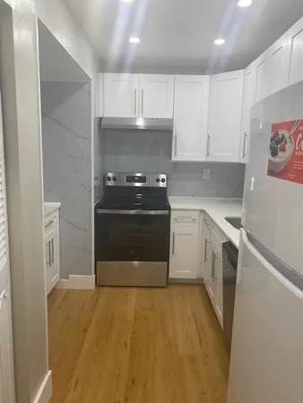 $2,250 | 5881 Northwest 16th Place, Unit 320, Sunrise, FL 33313