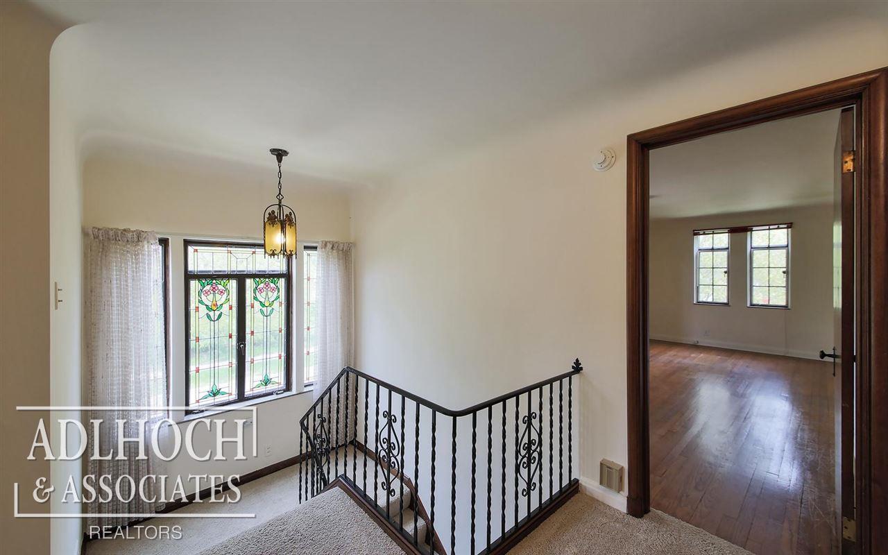 1275 Audubon Road Grosse Pointe, MI 48230 - Photo 11 of 18 31290300-10.JPG