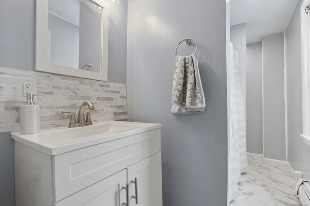 $329,000 | 8 3rd Street, Norwich, CT 06360