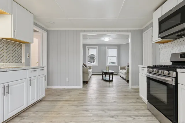 $329,000 | 8 3rd Street, Norwich, CT 06360