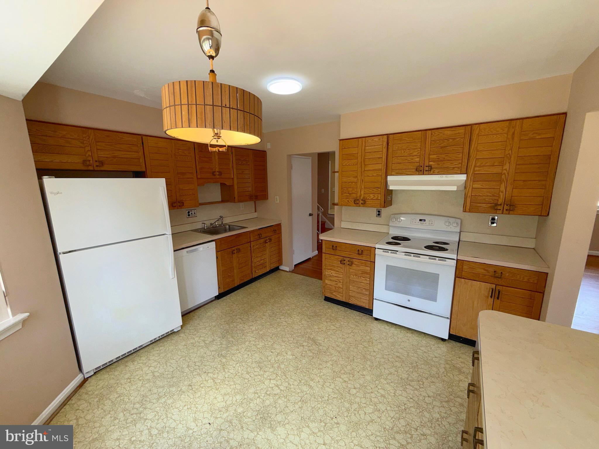 7104 Adelphi Road Hyattsville, MD 20782 - Photo 7 of 35 Kitchen 1/3