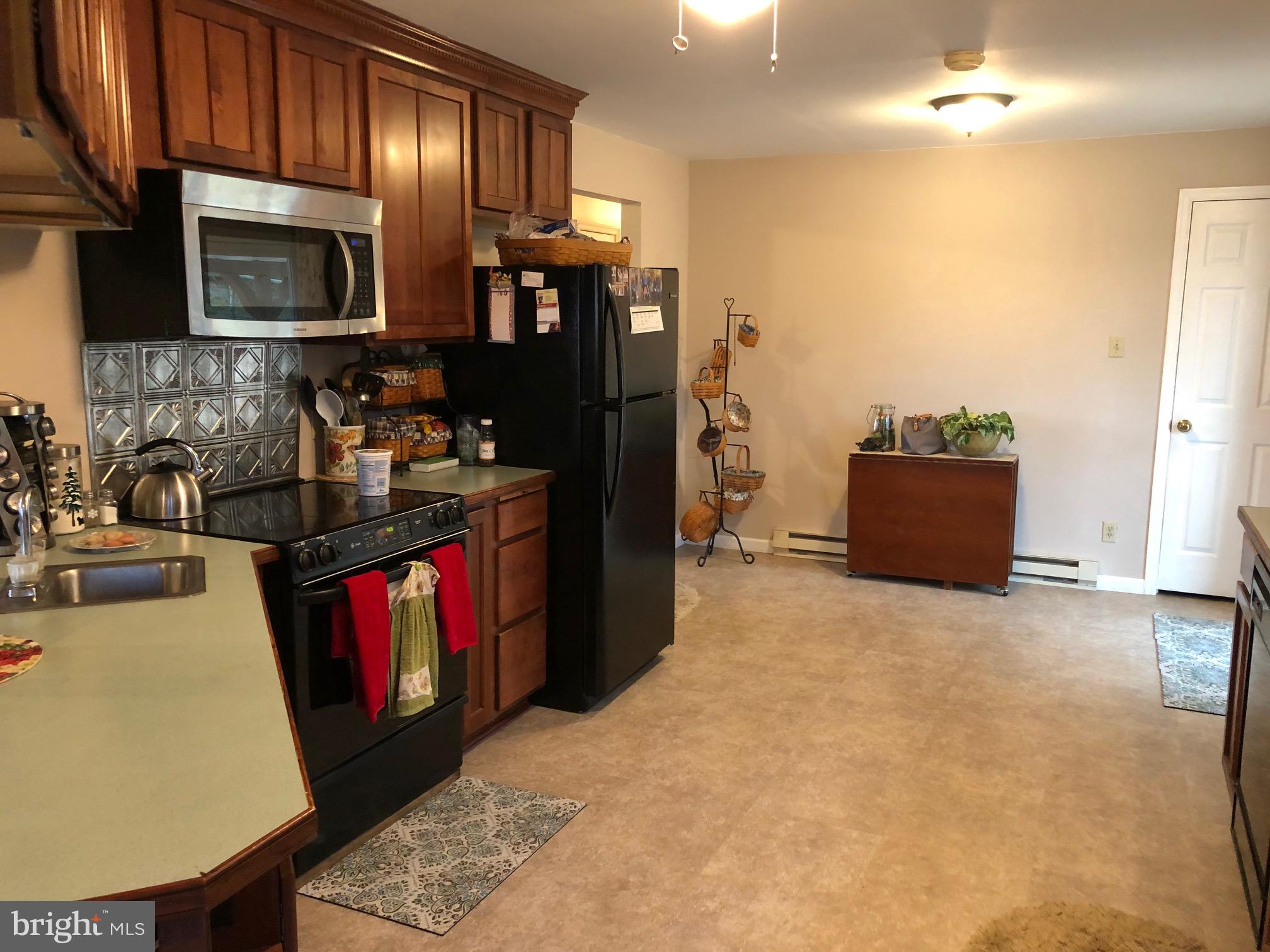 4668 Winding Road New Tripoli, PA 18066 - Photo 9 of 39 Appliances remain