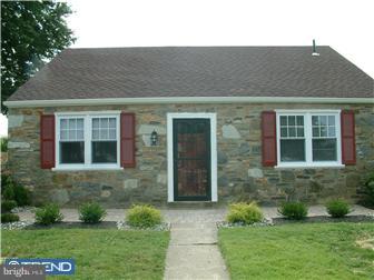 3146 Fordham Road Philadelphia, PA 19114 - Photo 1 of 12 Exterior Front