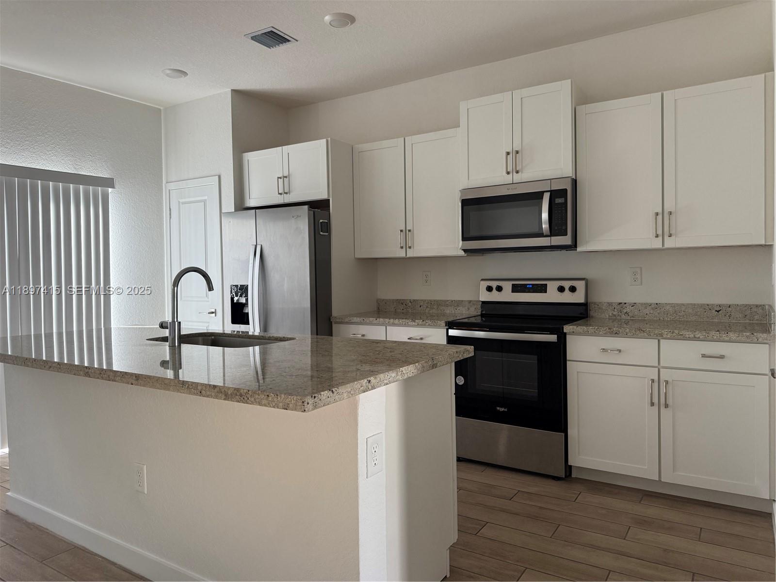 1672 Southeast 8th Street Homestead, FL 33033 - Photo 2 of 19