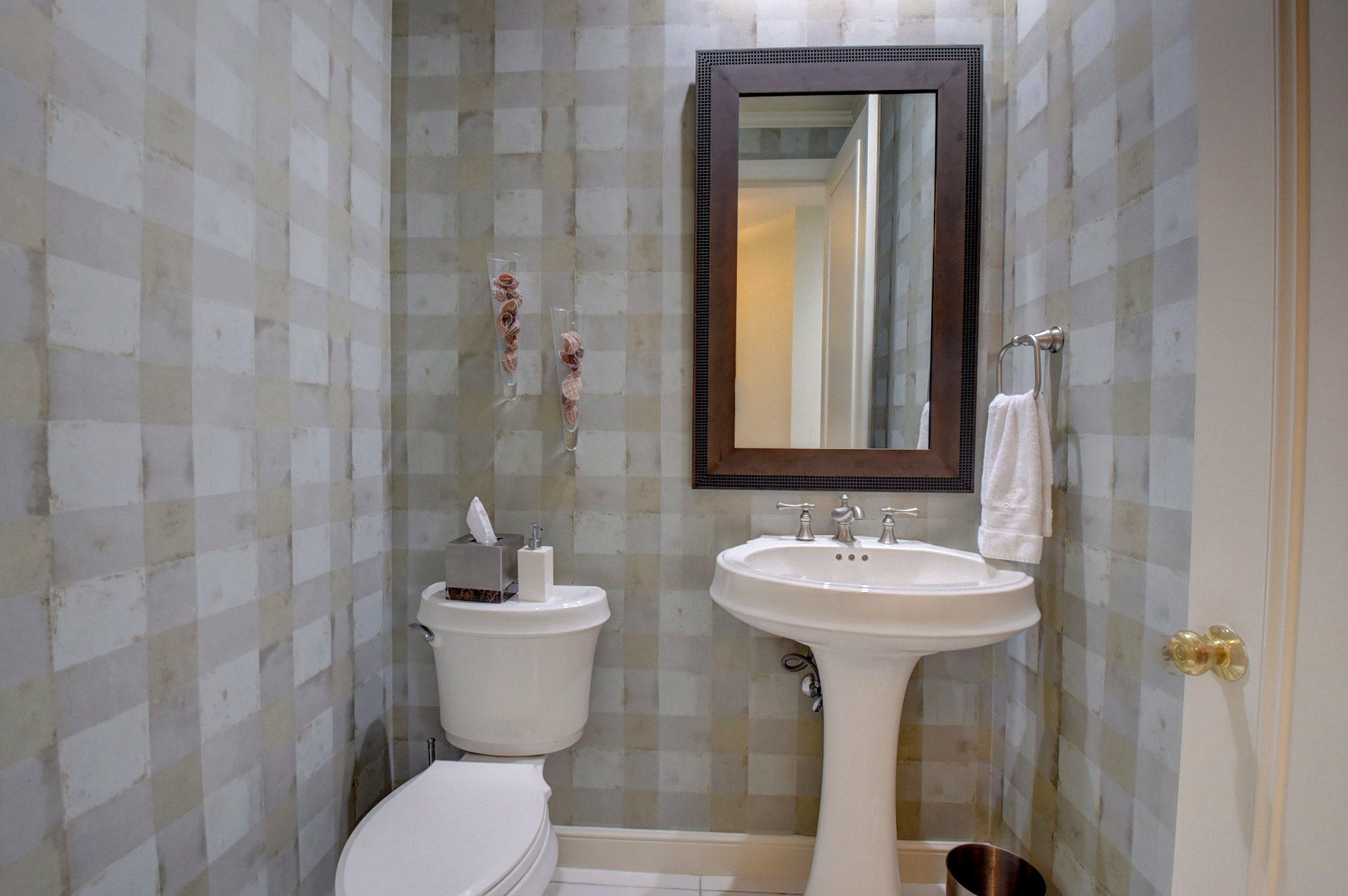2569 Northwest 63rd Street Boca Raton, FL 33496 - Photo 26 of 50 ALP_5878_79_80_81_82