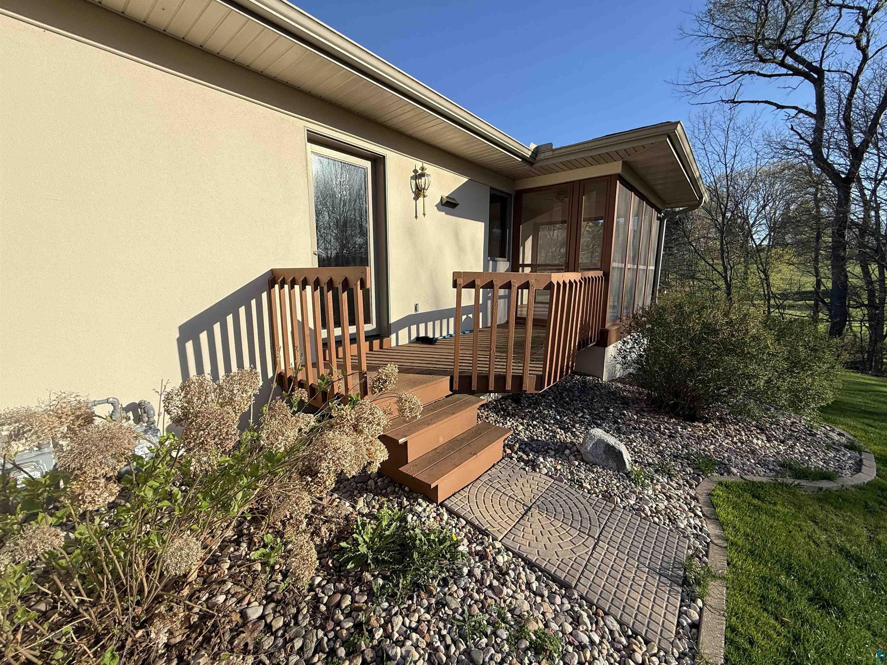 502 Spring Creek Circle Baraboo, WI 53913 - Photo 3 of 26