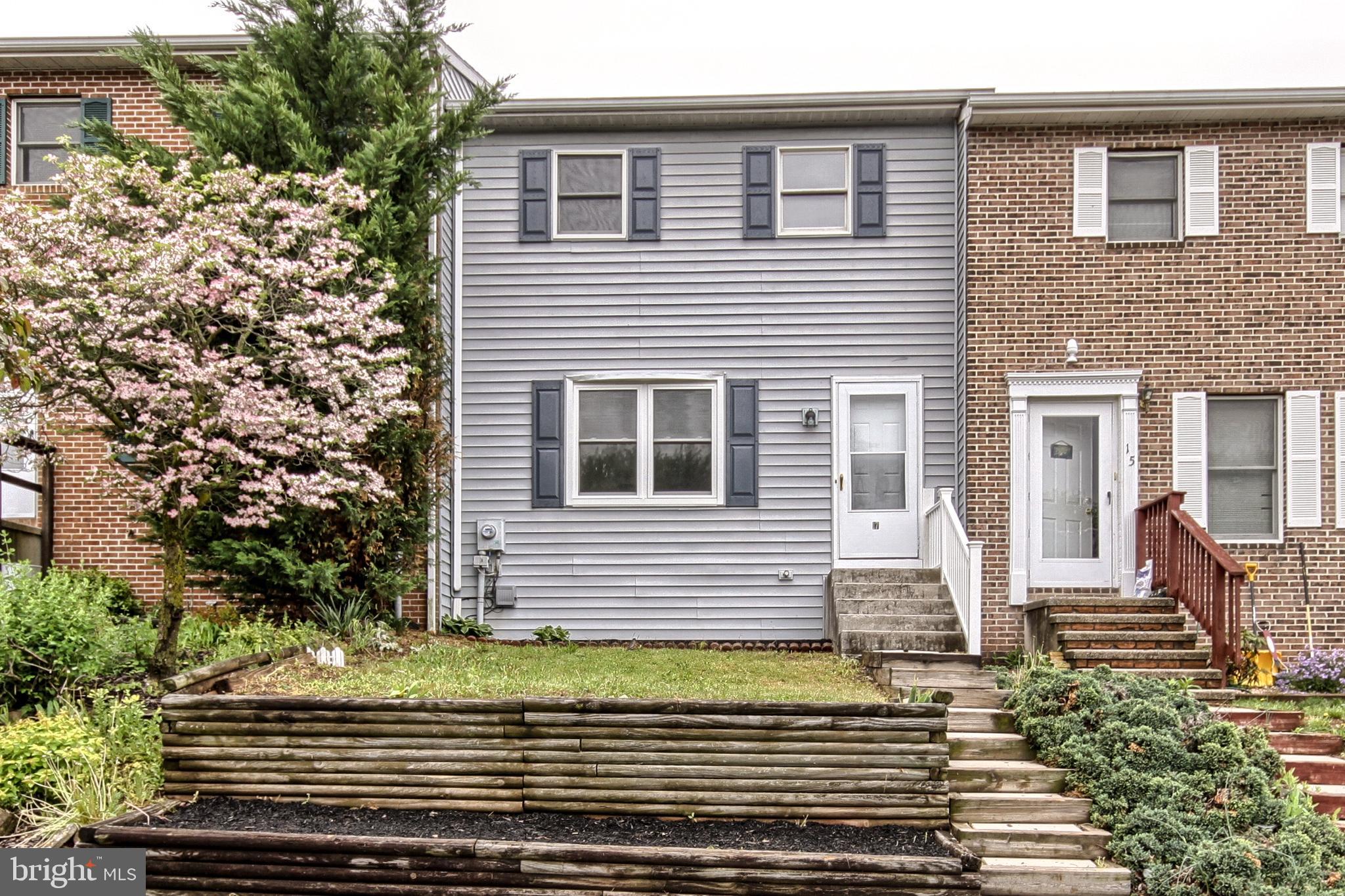 17 Mall Road Etters, PA 17319 - Photo 2 of 55