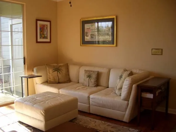 $2,295 | 1600 Long Grove Drive, Unit 126, Mount Pleasant, SC 29464