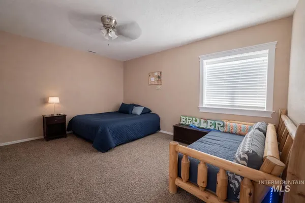 $859,900 | 2048 6th Avenue West, Vale, OR 97918