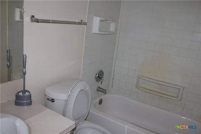 $850 | 2417 Valley Forge Avenue, Unit A, Temple, TX 76504