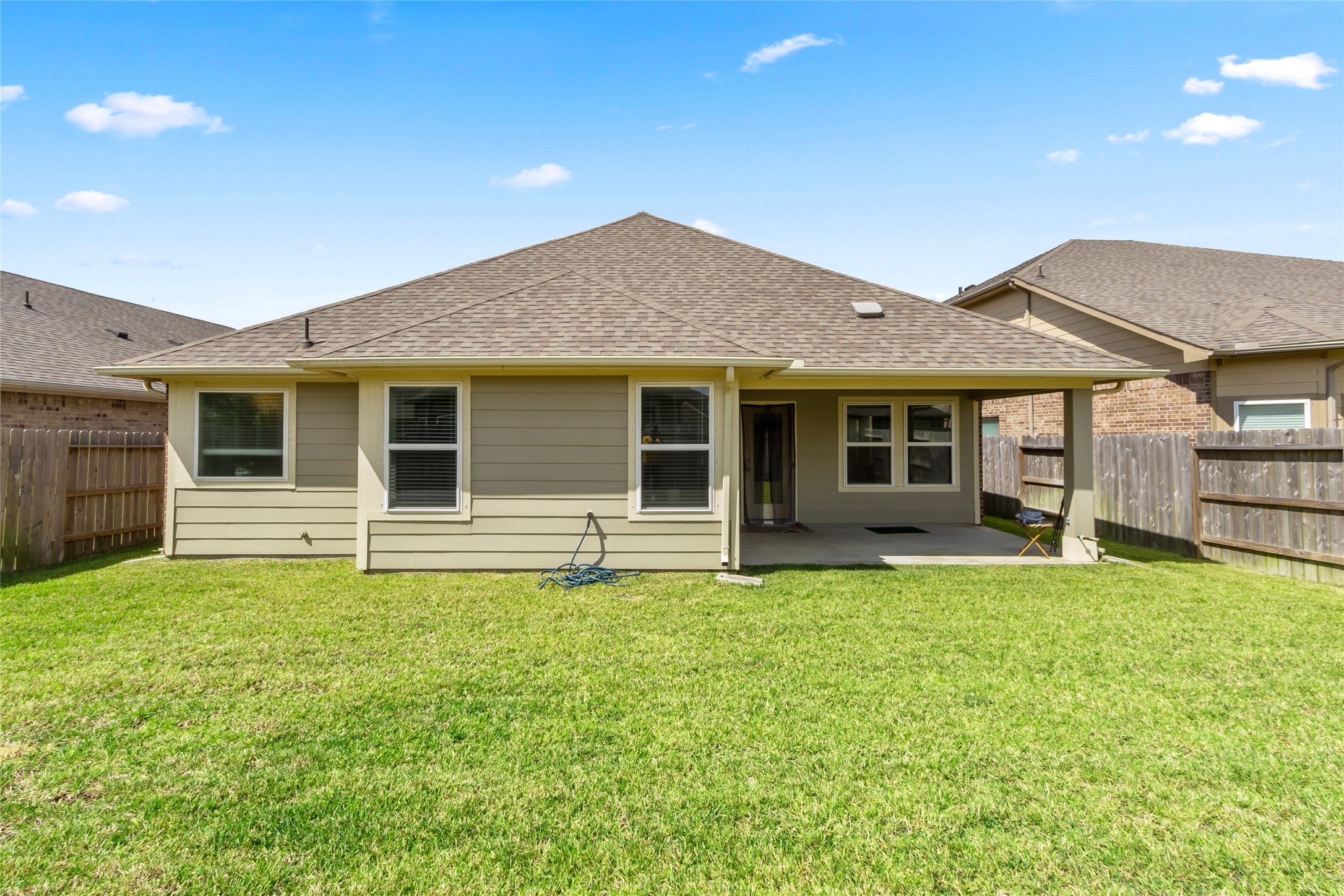 10835 Clfs Vw Drive Rosharon, TX 77583 - Photo 19 of 21