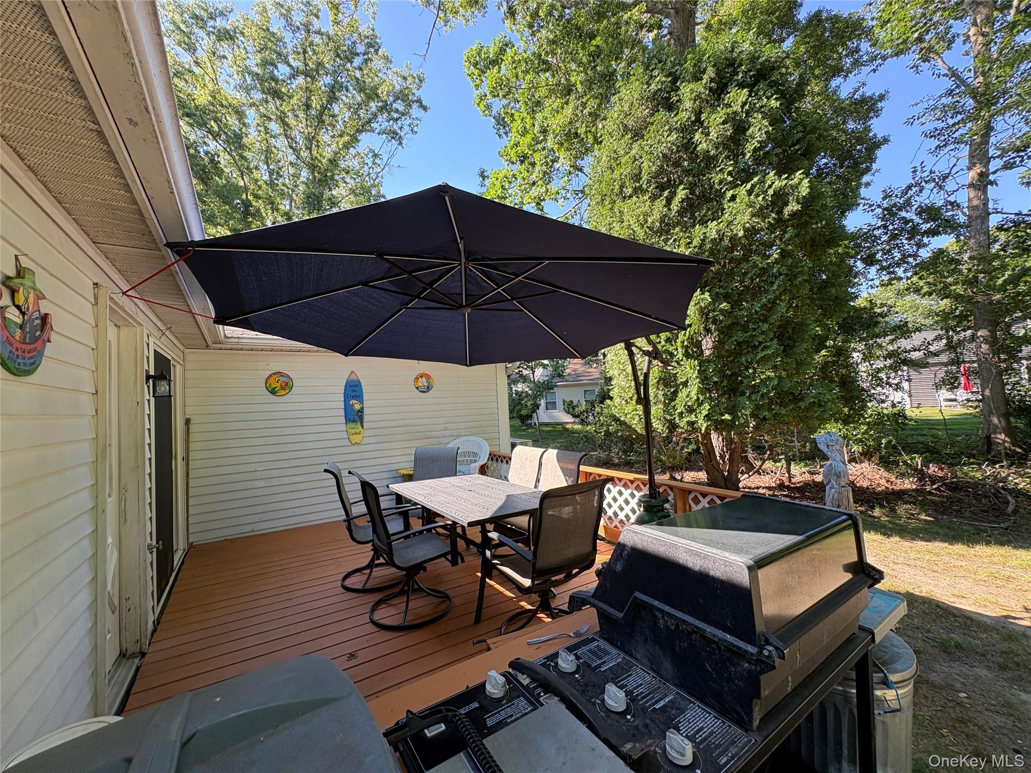 152 B Laurance Lane Ridge, NY 11961 - Photo 7 of 11