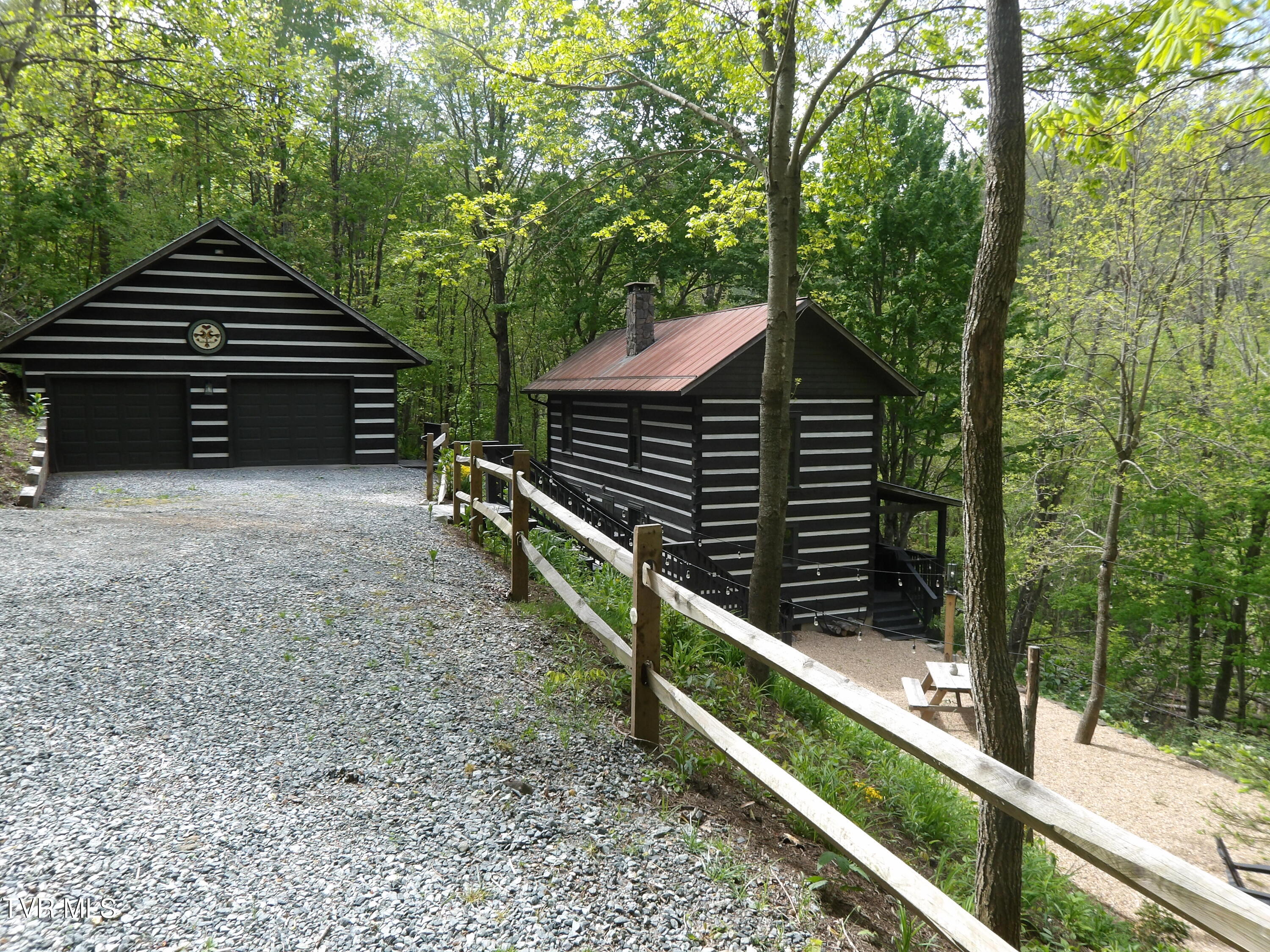 1444 Rich Mountain Road Zionville, NC 28698 - Photo 1 of 56 100_0015