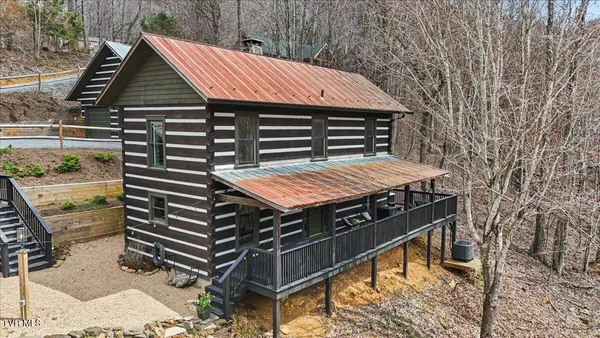 $469,000 | 1444 Rich Mountain Road, Zionville, NC 28698