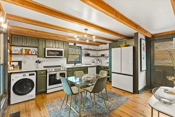 $469,000 | 1444 Rich Mountain Road, Zionville, NC 28698