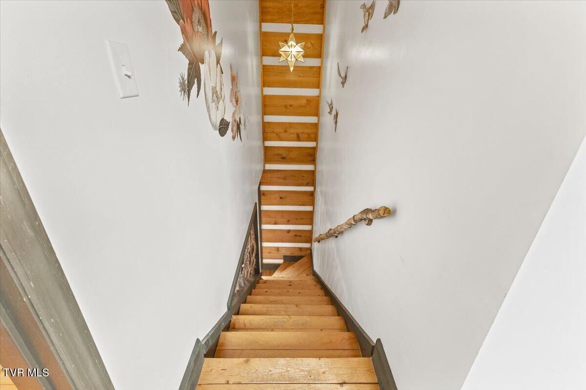 1444 Rich Mountain Road Zionville, NC 28698 - Photo 20 of 56 39-128A0446