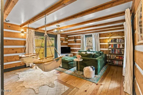 $469,000 | 1444 Rich Mountain Road, Zionville, NC 28698