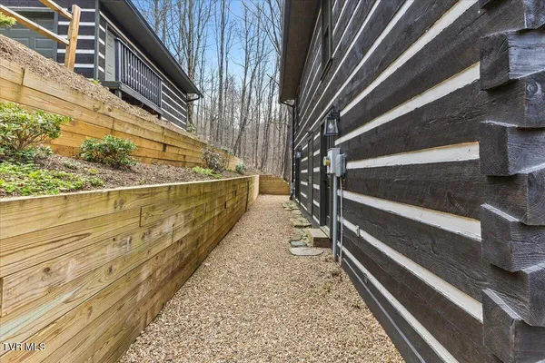 $469,000 | 1444 Rich Mountain Road, Zionville, NC 28698