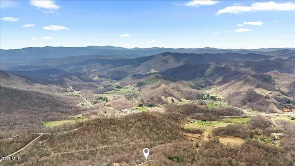 $469,000 | 1444 Rich Mountain Road, Zionville, NC 28698