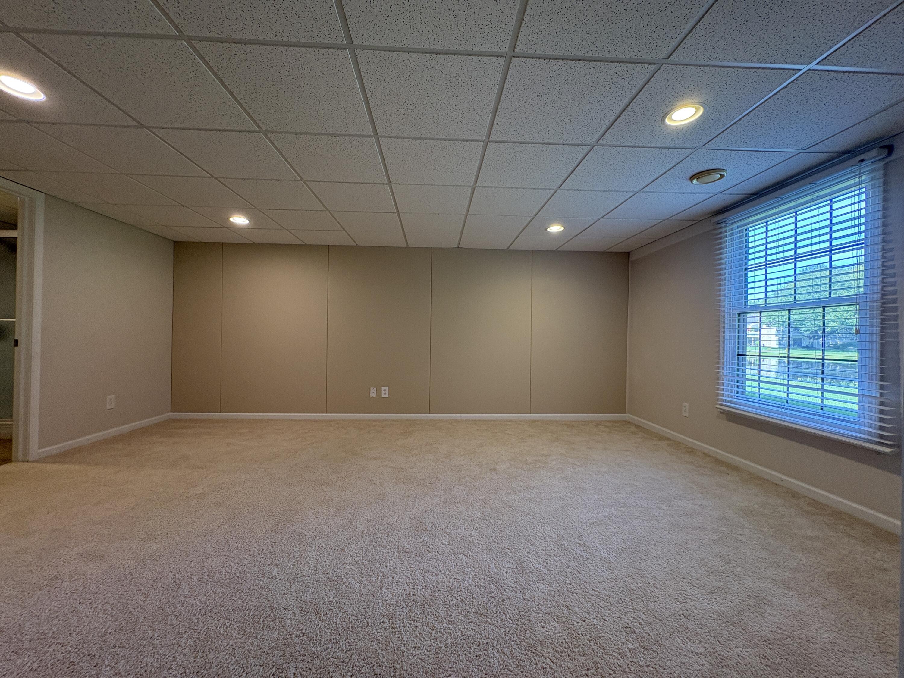 17652 Woodbridge Road, Unit 2 Spring Lake, MI 49456 - Photo 25 of 29 IMG_4799
