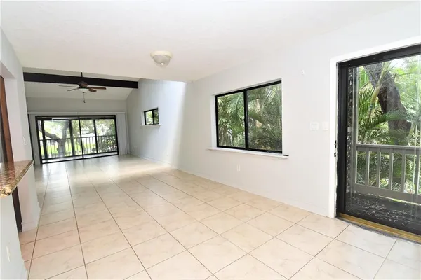 $2,500 | 1601 Pelican Point Drive, Unit HA215, Sarasota, FL 34231