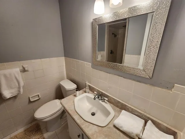 $2,500 | 798 11th Avenue, New Smyrna Beach, FL 32169