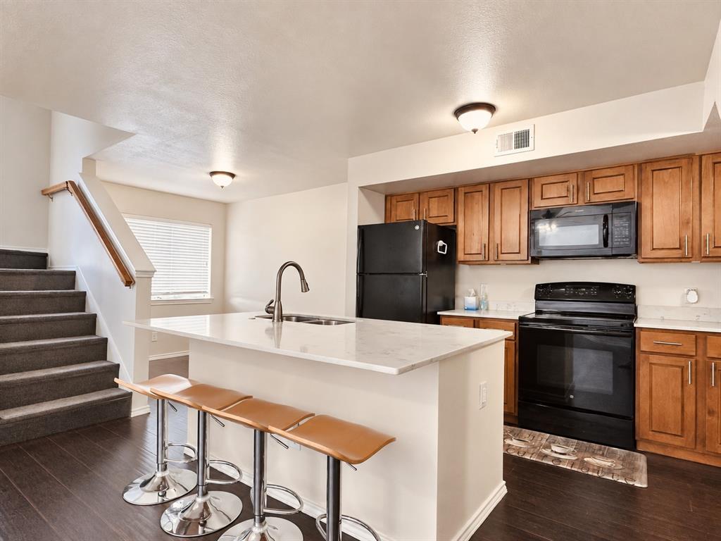9831 Walnut Street, Unit P210 Dallas, TX 75243 - Photo 2 of 16 Gallery Image 2