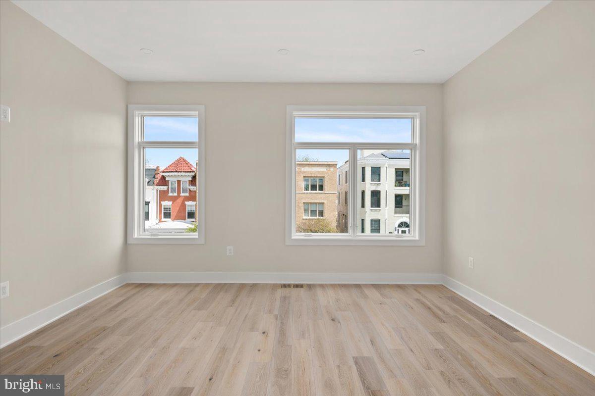 3534 13th Street Northwest, Unit 2 Washington, DC 20010 - Photo 25 of 33 Primary suite #2