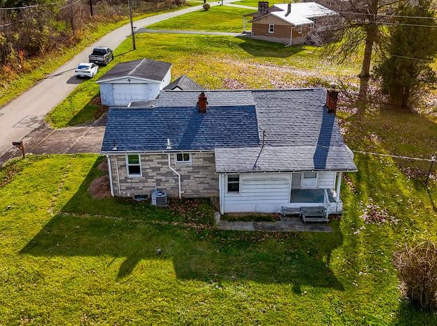 163 Strawn Road Perryopolis, PA 15473 - Photo 8 of 38 Gallery Image 8