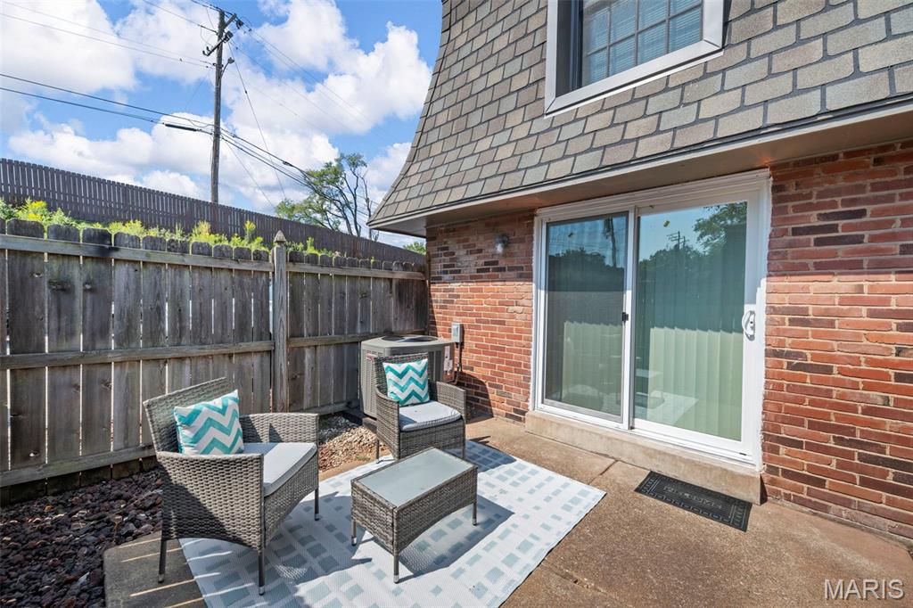 1918 Union Road St. Louis, MO 63125 - Photo 20 of 23