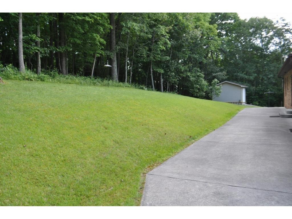 8420 Pendleton Road Wise, VA 24293 - Photo 6 of 22 Back yard